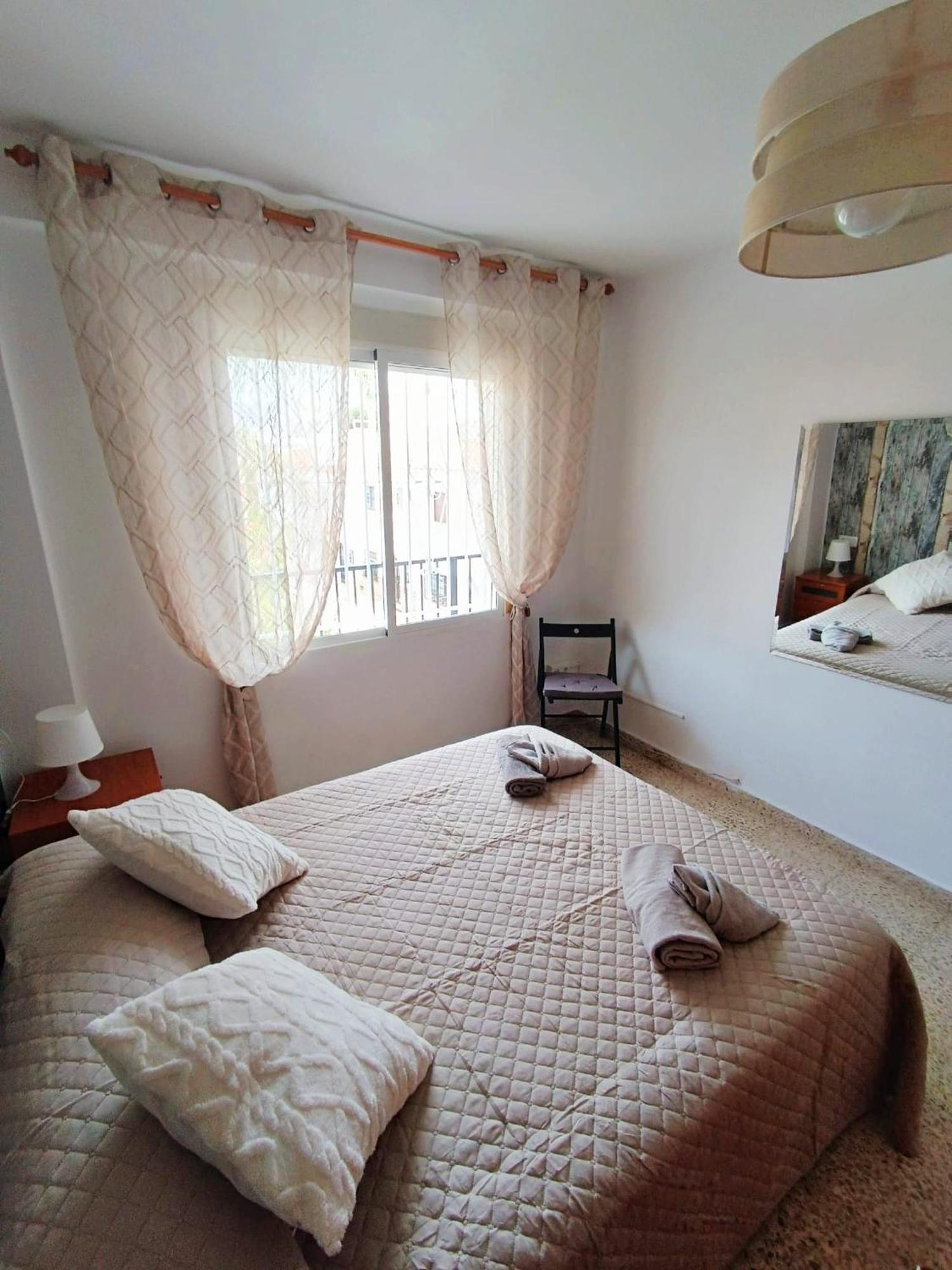 Apartamento Alarve Нерха Екстериор снимка