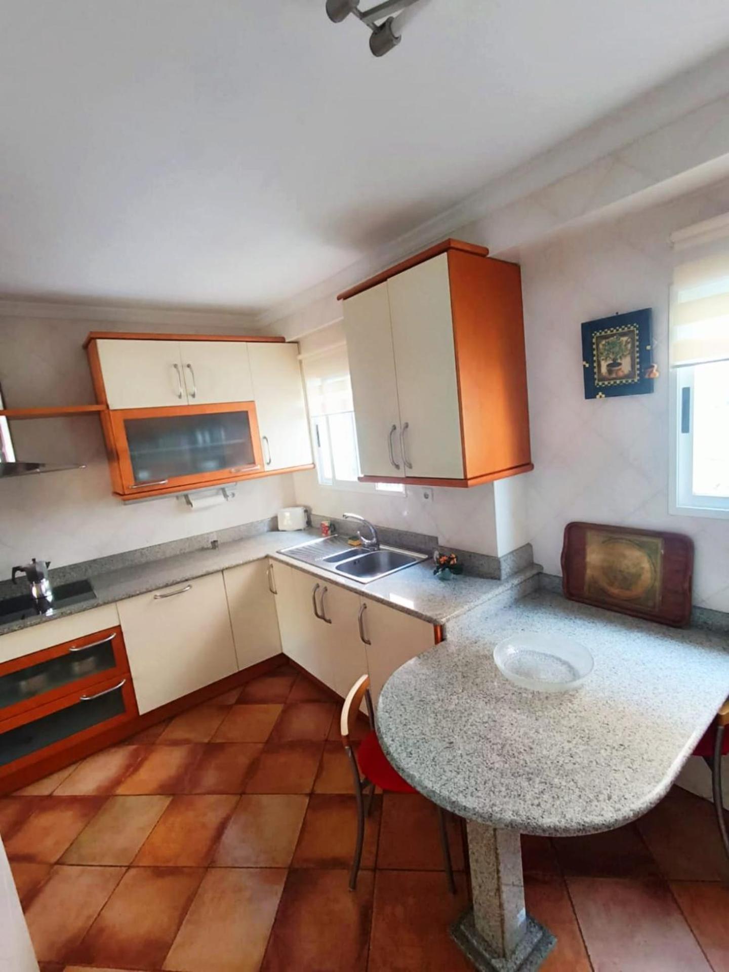 Apartamento Alarve Нерха Екстериор снимка
