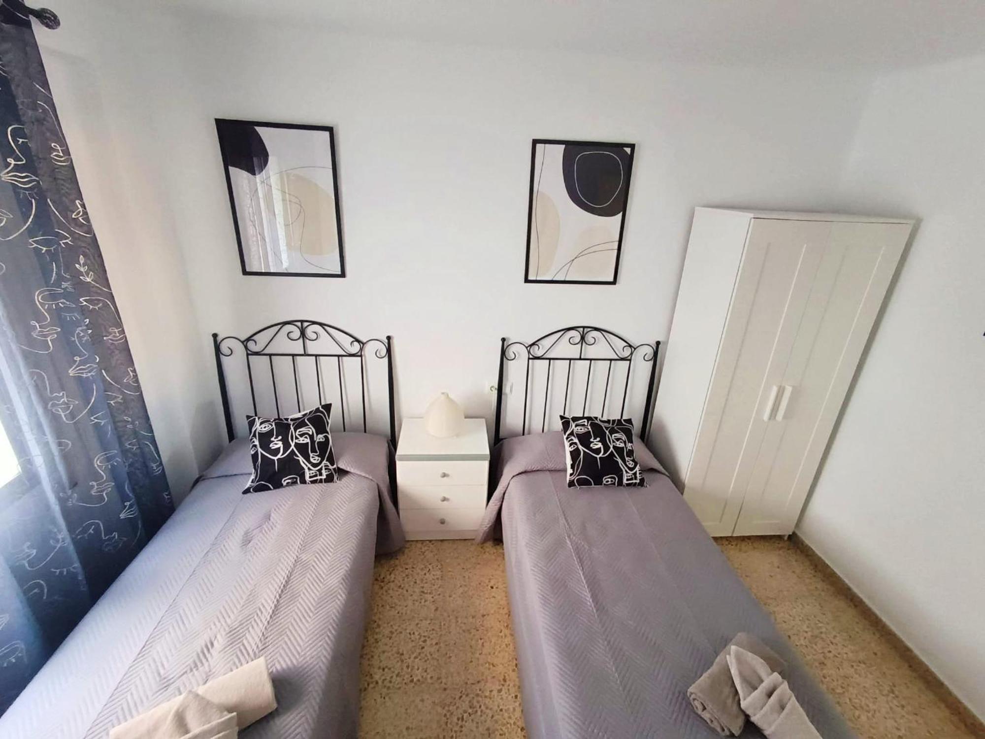 Apartamento Alarve Нерха Екстериор снимка