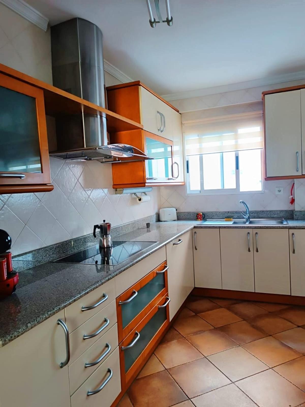 Apartamento Alarve Нерха Екстериор снимка